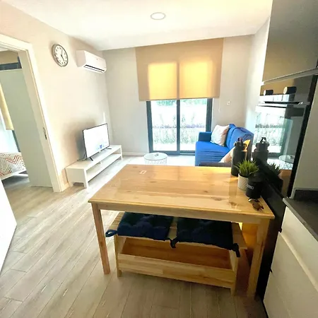 Flat For Rent 5 Minute From Airport Antalya